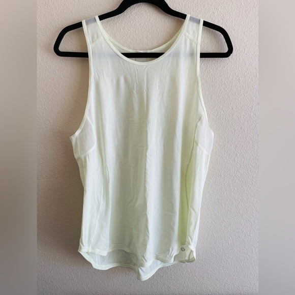lululemon athletica Tops - EUC Lululemon mesh tank
